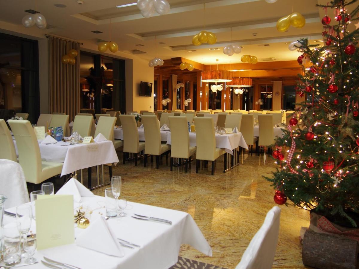 Hotel Zbojnicowka Буковина-Татшаньска Экстерьер фото