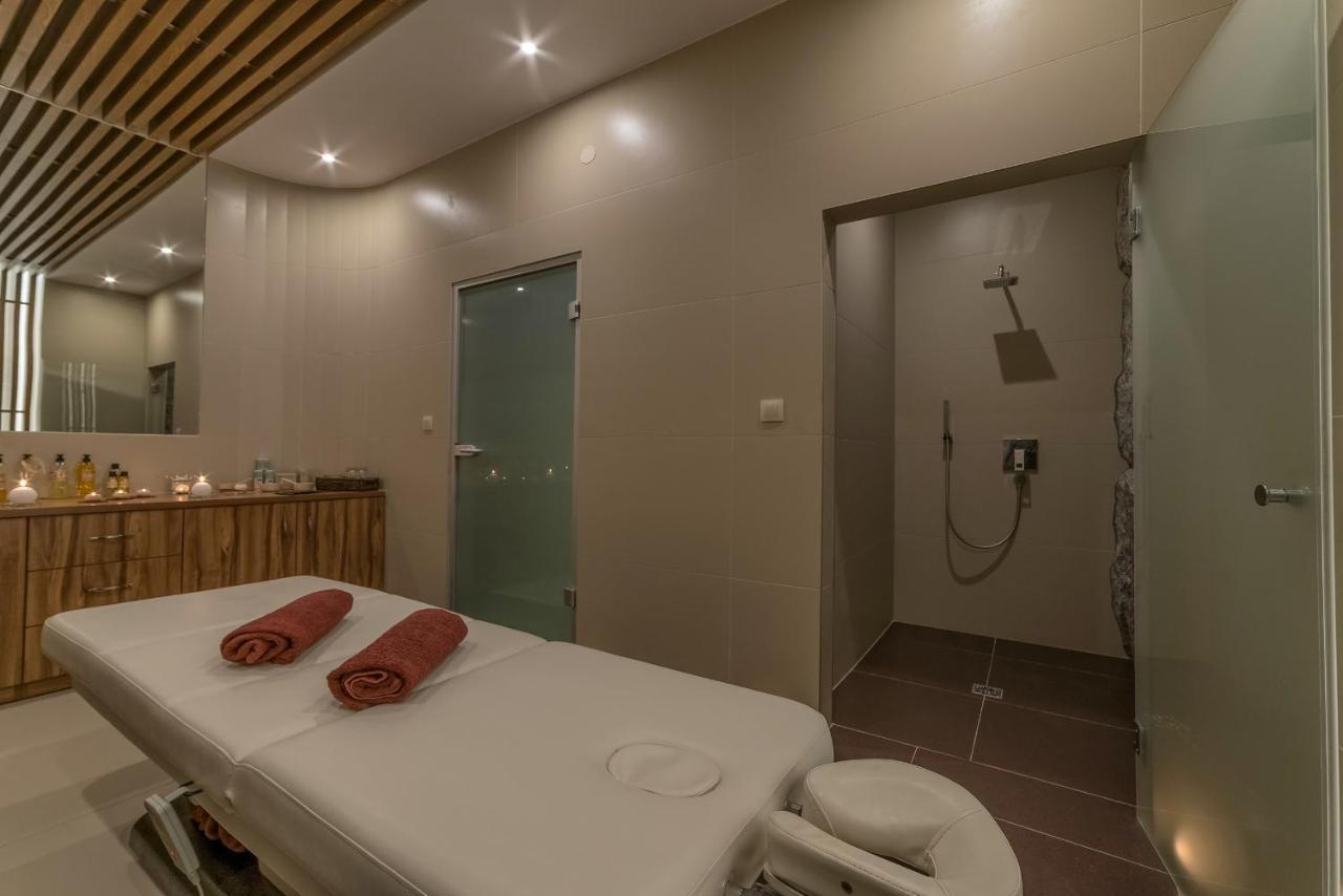 Hotel Zbojnicowka Буковина-Татшаньска Экстерьер фото